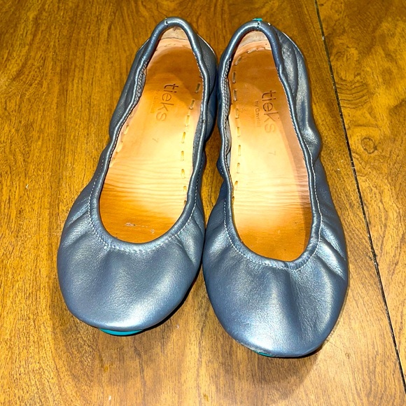 Tieks - Picture 2 of 10